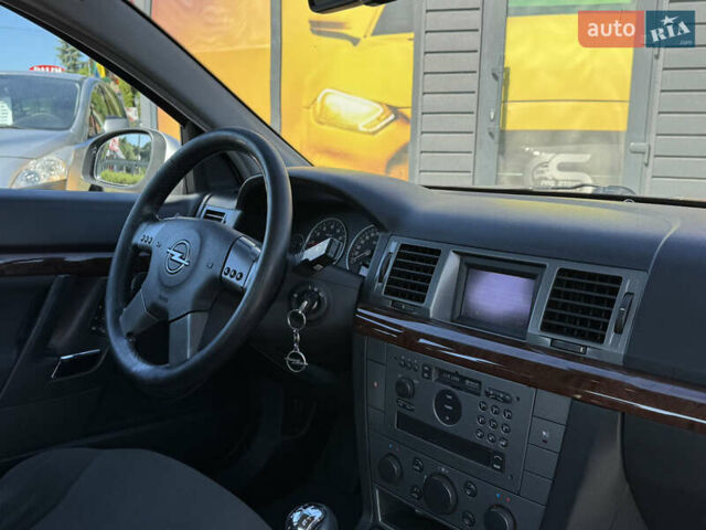 Опель Вектра 2003 в Стрые на Automoto.ua Серый Опель Вектра, объемом двигателя 2.2 л и пробегом 251 тыс. км за 4300 $, фото 33 на Automoto.ua
