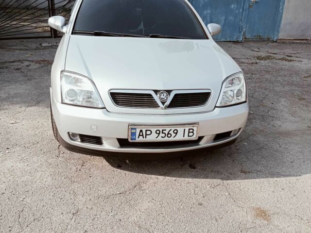 Серый Опель Вектра, объемом двигателя 2.2 л и пробегом 304 тыс. км за 4700 $, фото 3 на Automoto.ua