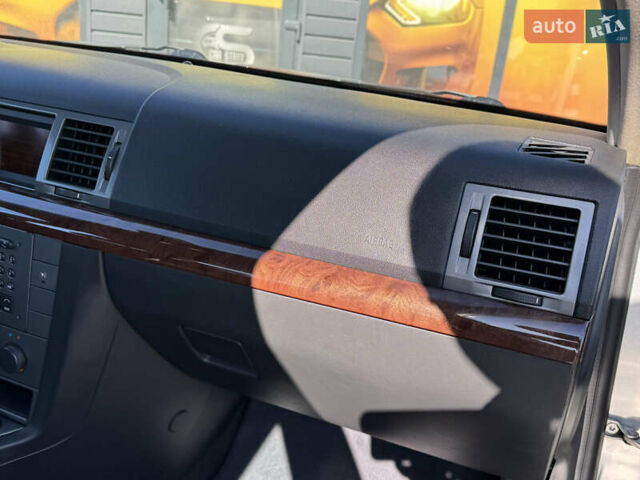 Опель Вектра 2003 в Стрые на Automoto.ua Серый Опель Вектра, объемом двигателя 2.2 л и пробегом 251 тыс. км за 4300 $, фото 34 на Automoto.ua