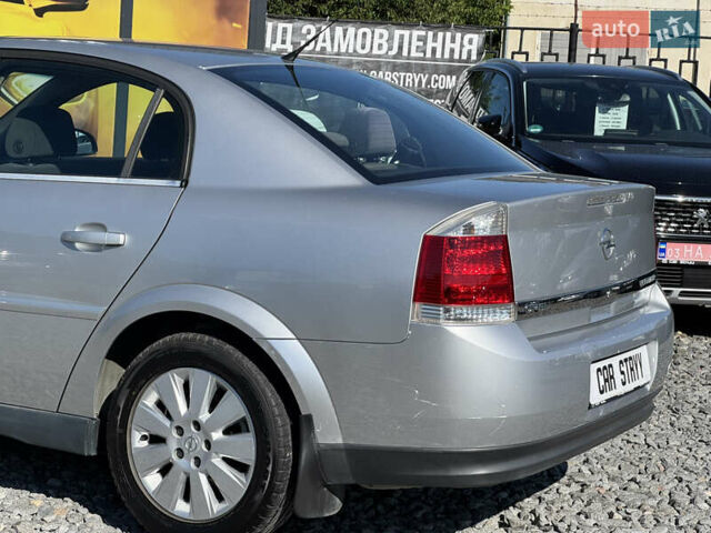 Опель Вектра 2003 в Стрые на Automoto.ua Серый Опель Вектра, объемом двигателя 2.2 л и пробегом 251 тыс. км за 4300 $, фото 20 на Automoto.ua