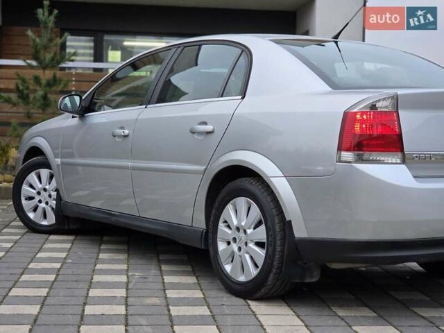 Серый Опель Вектра, объемом двигателя 2.2 л и пробегом 252 тыс. км за 4500 $, фото 27 на Automoto.ua