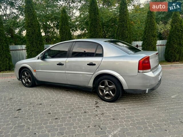 Сірий Опель Вектра, об'ємом двигуна 1.8 л та пробігом 293 тис. км за 2800 $, фото 10 на Automoto.ua