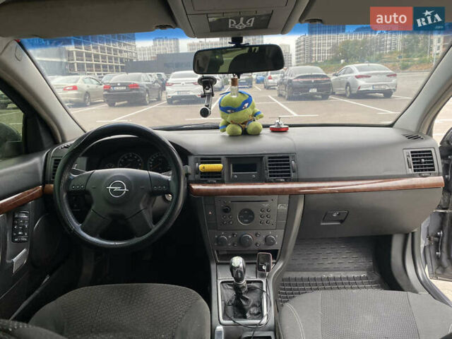 Серый Опель Вектра, объемом двигателя 2.2 л и пробегом 298 тыс. км за 3000 $, фото 18 на Automoto.ua