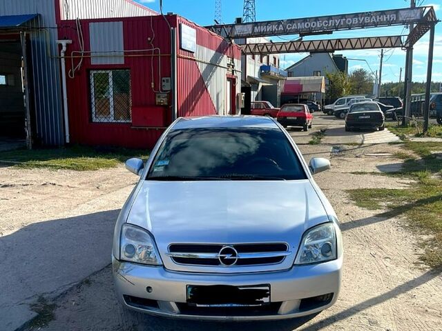 Сірий Опель Вектра, об'ємом двигуна 2.2 л та пробігом 269 тис. км за 4200 $, фото 7 на Automoto.ua