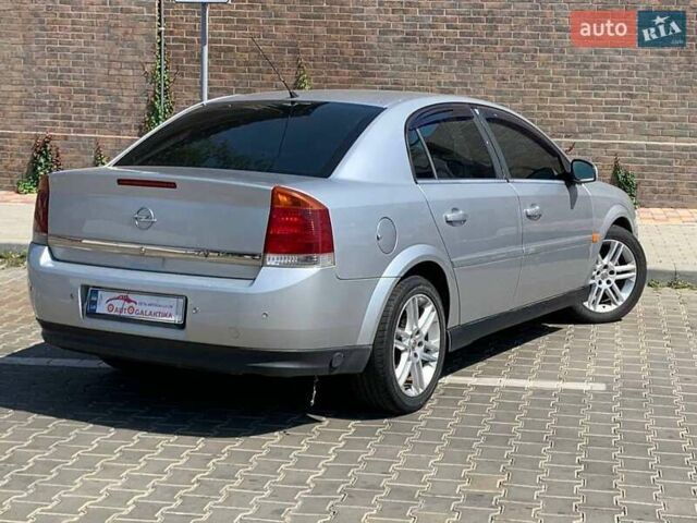 Серый Опель Вектра, объемом двигателя 2.2 л и пробегом 254 тыс. км за 3850 $, фото 6 на Automoto.ua