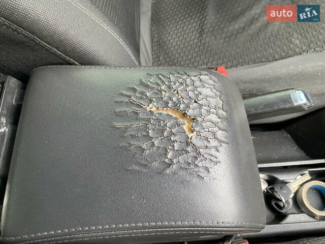 Серый Опель Вектра, объемом двигателя 2.2 л и пробегом 298 тыс. км за 3000 $, фото 15 на Automoto.ua