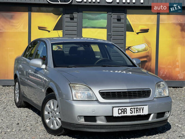 Опель Вектра 2003 в Стрые на Automoto.ua Серый Опель Вектра, объемом двигателя 2.2 л и пробегом 251 тыс. км за 4300 $, фото 1 на Automoto.ua