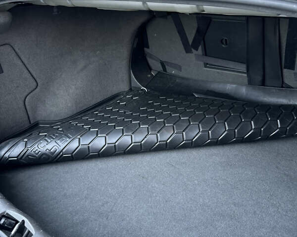 Сірий Опель Вектра, об'ємом двигуна 1.8 л та пробігом 164 тис. км за 4800 $, фото 25 на Automoto.ua