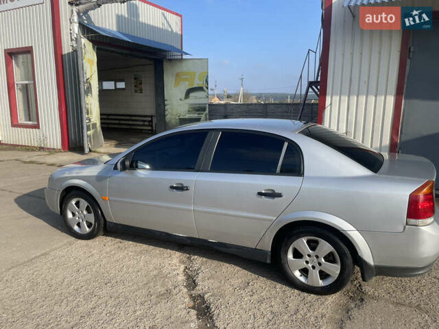 Опель Вектра 2003 в Мерефа на Automoto.ua Серый Опель Вектра, объемом двигателя 2.2 л и пробегом 270 тыс. км за 3400 $, фото 1 на Automoto.ua