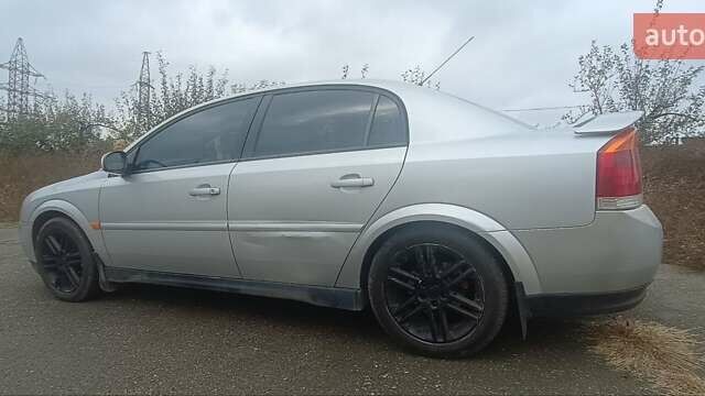 Опель Вектра 2003 в Хмельнике на Automoto.ua Серый Опель Вектра, объемом двигателя 2.17 л и пробегом 347 тыс. км за 3500 $, фото 6 на Automoto.ua