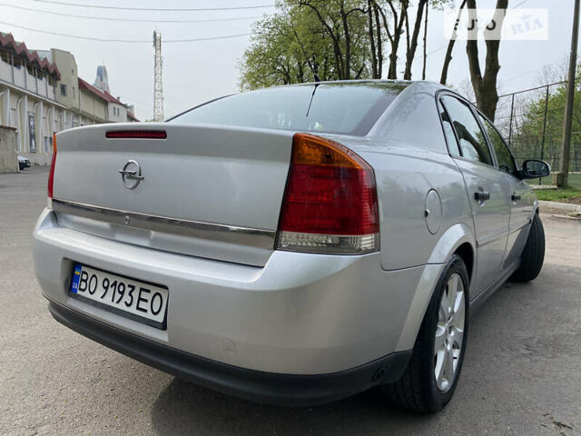 Сірий Опель Вектра, об'ємом двигуна 1.8 л та пробігом 235 тис. км за 4300 $, фото 6 на Automoto.ua