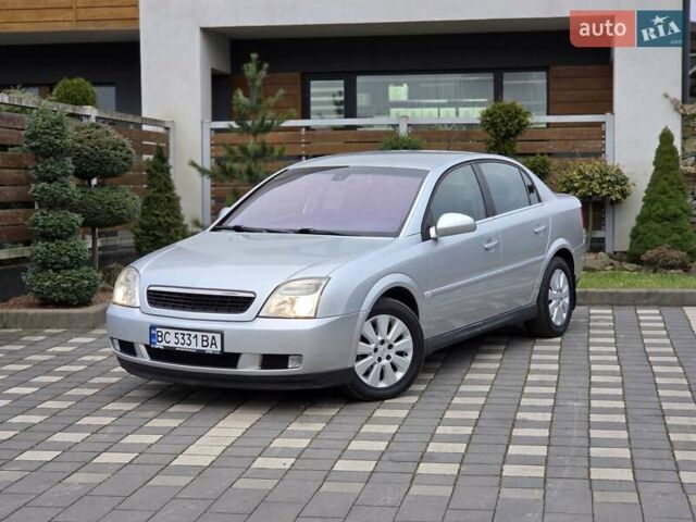 Серый Опель Вектра, объемом двигателя 2.2 л и пробегом 252 тыс. км за 4500 $, фото 1 на Automoto.ua