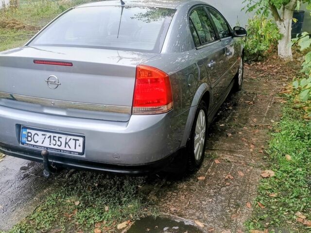 Сірий Опель Вектра, об'ємом двигуна 1.8 л та пробігом 215 тис. км за 3605 $, фото 3 на Automoto.ua