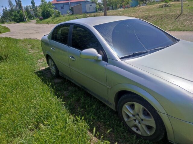 Сірий Опель Вектра, об'ємом двигуна 3 л та пробігом 3 тис. км за 3015 $, фото 3 на Automoto.ua