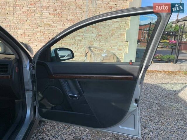 Сірий Опель Вектра, об'ємом двигуна 2.17 л та пробігом 260 тис. км за 3999 $, фото 11 на Automoto.ua