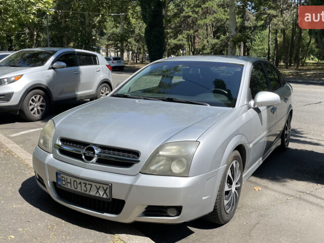 Сірий Опель Вектра, об'ємом двигуна 2.2 л та пробігом 136 тис. км за 3800 $, фото 1 на Automoto.ua
