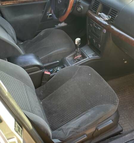 Сірий Опель Вектра, об'ємом двигуна 2.2 л та пробігом 296 тис. км за 3800 $, фото 5 на Automoto.ua