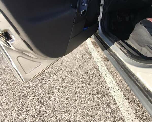 Серый Опель Вектра, объемом двигателя 2 л и пробегом 406 тыс. км за 3200 $, фото 12 на Automoto.ua