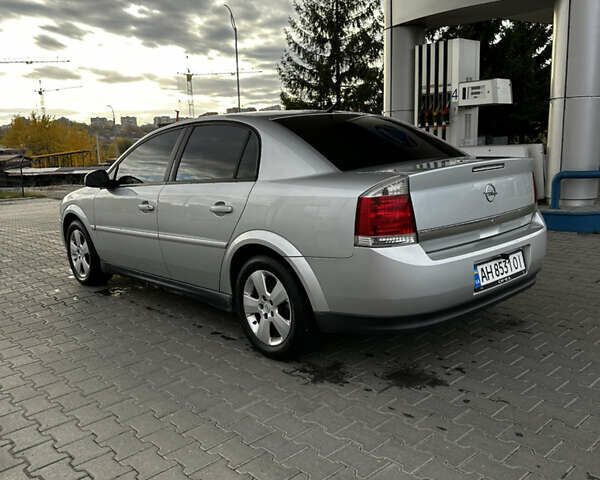 Сірий Опель Вектра, об'ємом двигуна 1.8 л та пробігом 164 тис. км за 4800 $, фото 5 на Automoto.ua