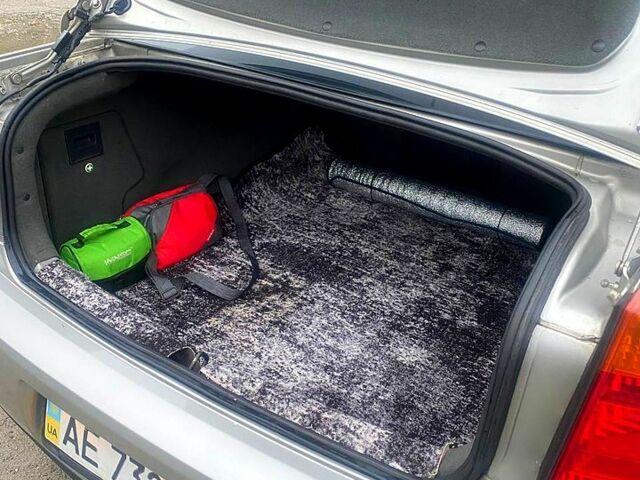 Сірий Опель Вектра, об'ємом двигуна 1.8 л та пробігом 245 тис. км за 3900 $, фото 2 на Automoto.ua