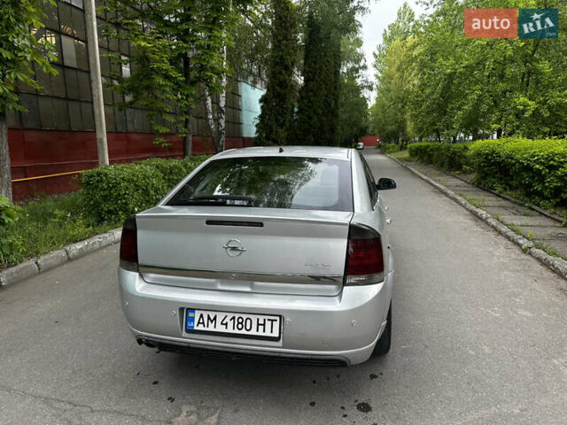 Серый Опель Вектра, объемом двигателя 2.2 л и пробегом 307 тыс. км за 3950 $, фото 8 на Automoto.ua
