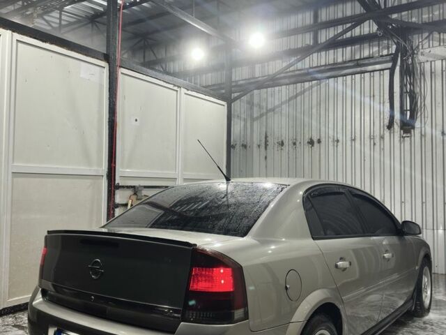 Сірий Опель Вектра, об'ємом двигуна 2.2 л та пробігом 280 тис. км за 4200 $, фото 1 на Automoto.ua