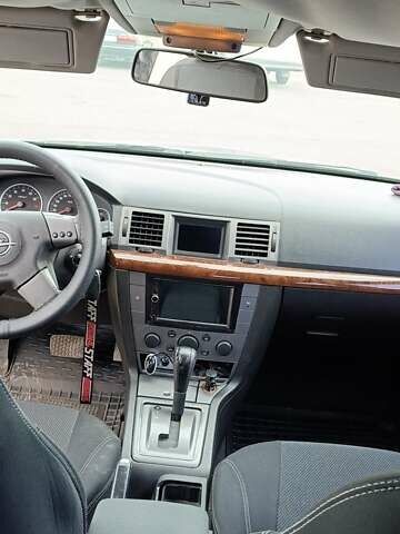 Серый Опель Вектра, объемом двигателя 2.2 л и пробегом 246 тыс. км за 3800 $, фото 8 на Automoto.ua