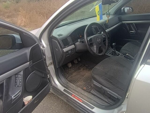 Опель Вектра 2003 в Хмельнике на Automoto.ua Серый Опель Вектра, объемом двигателя 2.2 л и пробегом 347 тыс. км за 3500 $, фото 8 на Automoto.ua