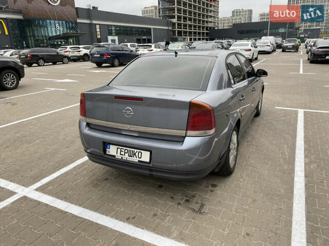 Серый Опель Вектра, объемом двигателя 2.2 л и пробегом 298 тыс. км за 3000 $, фото 4 на Automoto.ua
