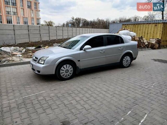 Серый Опель Вектра, объемом двигателя 2.2 л и пробегом 312 тыс. км за 3499 $, фото 4 на Automoto.ua