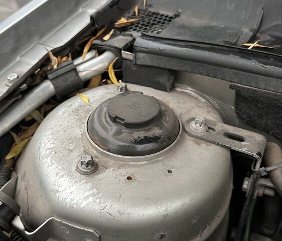 Серый Опель Вектра, объемом двигателя 1.8 л и пробегом 237 тыс. км за 3500 $, фото 16 на Automoto.ua