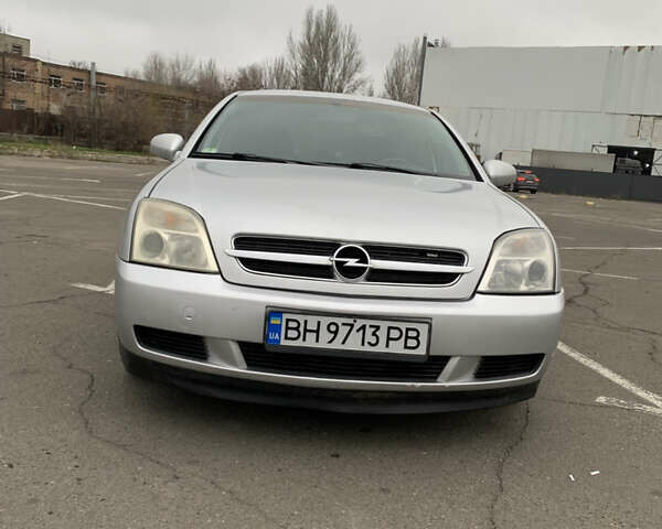 Серый Опель Вектра, объемом двигателя 2.2 л и пробегом 330 тыс. км за 4200 $, фото 9 на Automoto.ua