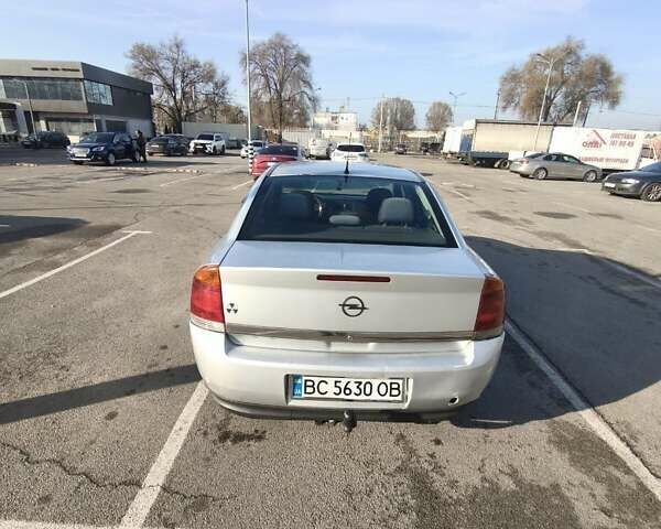 Серый Опель Вектра, объемом двигателя 2 л и пробегом 406 тыс. км за 3200 $, фото 8 на Automoto.ua