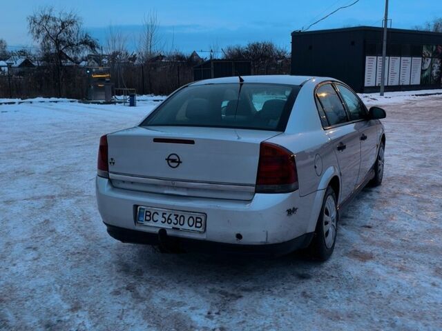 Серый Опель Вектра, объемом двигателя 2 л и пробегом 408 тыс. км за 3500 $, фото 5 на Automoto.ua