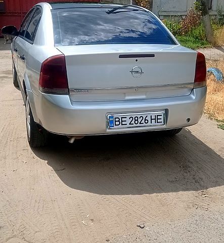 Серый Опель Вектра, объемом двигателя 2.2 л и пробегом 0 тыс. км за 3500 $, фото 4 на Automoto.ua