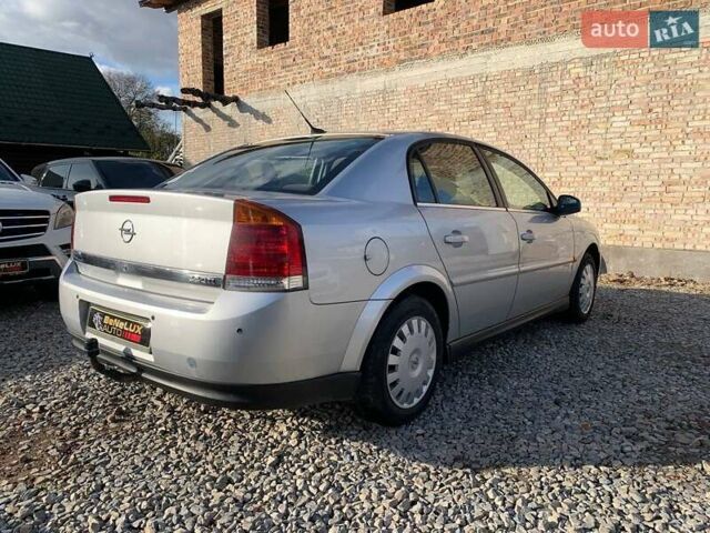 Сірий Опель Вектра, об'ємом двигуна 2.17 л та пробігом 260 тис. км за 3999 $, фото 3 на Automoto.ua