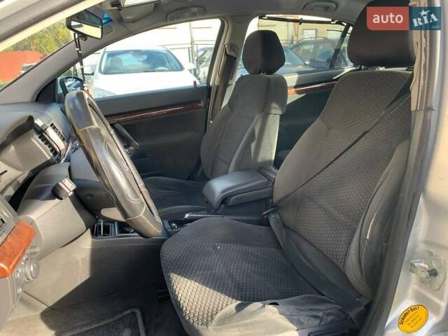 Сірий Опель Вектра, об'ємом двигуна 2.17 л та пробігом 260 тис. км за 3999 $, фото 16 на Automoto.ua