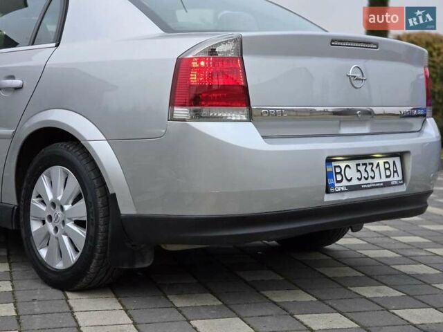 Серый Опель Вектра, объемом двигателя 2.2 л и пробегом 252 тыс. км за 4500 $, фото 21 на Automoto.ua