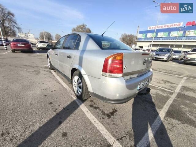 Серый Опель Вектра, объемом двигателя 2 л и пробегом 406 тыс. км за 3200 $, фото 6 на Automoto.ua