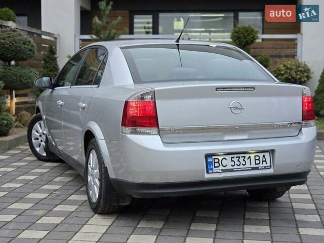 Серый Опель Вектра, объемом двигателя 2.2 л и пробегом 252 тыс. км за 4500 $, фото 28 на Automoto.ua