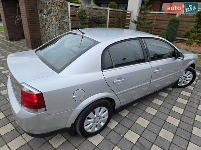 Серый Опель Вектра, объемом двигателя 2.2 л и пробегом 252 тыс. км за 4500 $, фото 36 на Automoto.ua