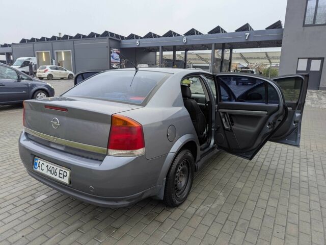 Серый Опель Вектра, объемом двигателя 1.8 л и пробегом 281 тыс. км за 3299 $, фото 10 на Automoto.ua