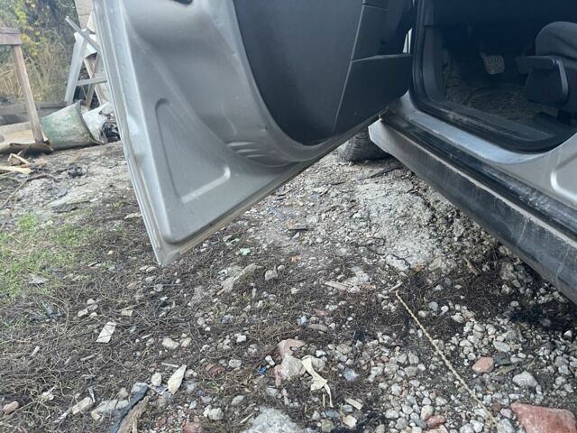 Сірий Опель Вектра, об'ємом двигуна 2.2 л та пробігом 230 тис. км за 2029 $, фото 5 на Automoto.ua