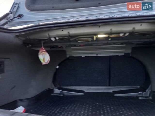 Серый Опель Вектра, объемом двигателя 1.8 л и пробегом 269 тыс. км за 5000 $, фото 9 на Automoto.ua