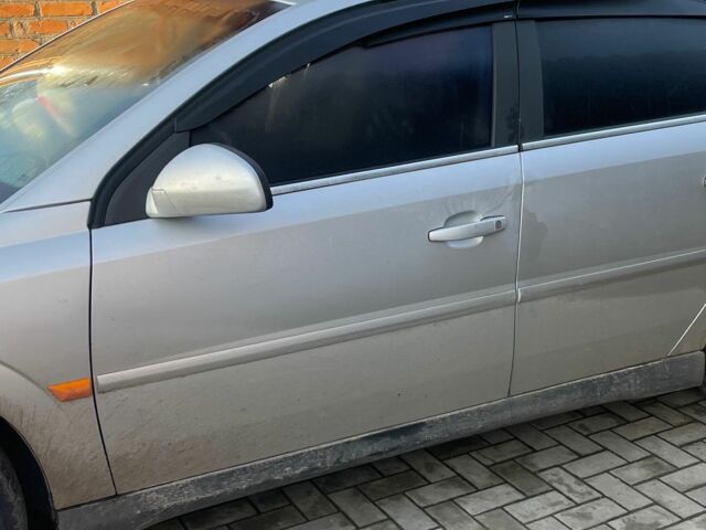 Сірий Опель Вектра, об'ємом двигуна 2.2 л та пробігом 296 тис. км за 3800 $, фото 2 на Automoto.ua