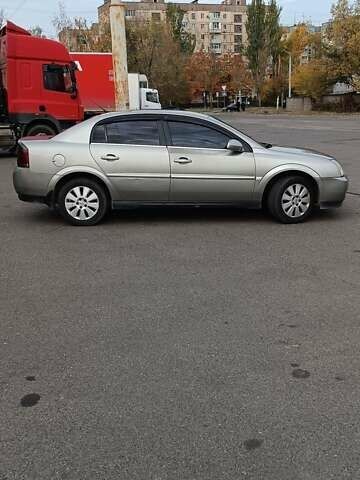 Серый Опель Вектра, объемом двигателя 2.2 л и пробегом 246 тыс. км за 3800 $, фото 1 на Automoto.ua