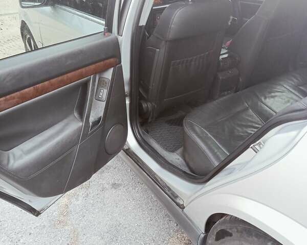 Серый Опель Вектра, объемом двигателя 2.2 л и пробегом 304 тыс. км за 4700 $, фото 5 на Automoto.ua