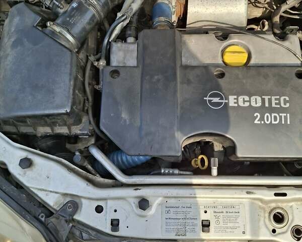 Сірий Опель Вектра, об'ємом двигуна 2 л та пробігом 359 тис. км за 3800 $, фото 3 на Automoto.ua