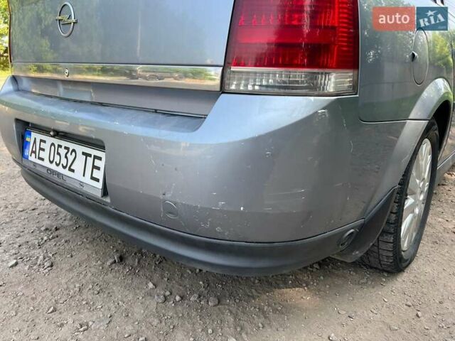 Серый Опель Вектра, объемом двигателя 2.2 л и пробегом 415 тыс. км за 3700 $, фото 2 на Automoto.ua
