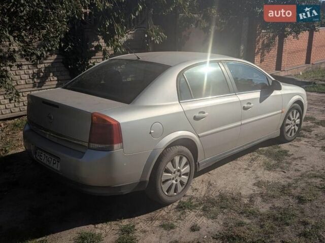 Сірий Опель Вектра, об'ємом двигуна 1.7 л та пробігом 250 тис. км за 3800 $, фото 3 на Automoto.ua